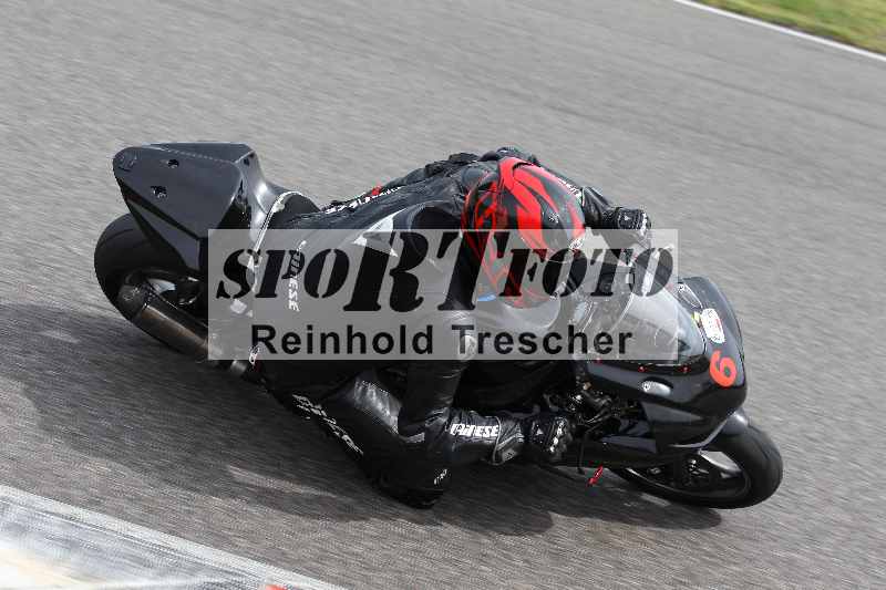 /Archiv-2023/06 10.04.2023 Moto Club Anneau du Rhin/Rouge Expert/6